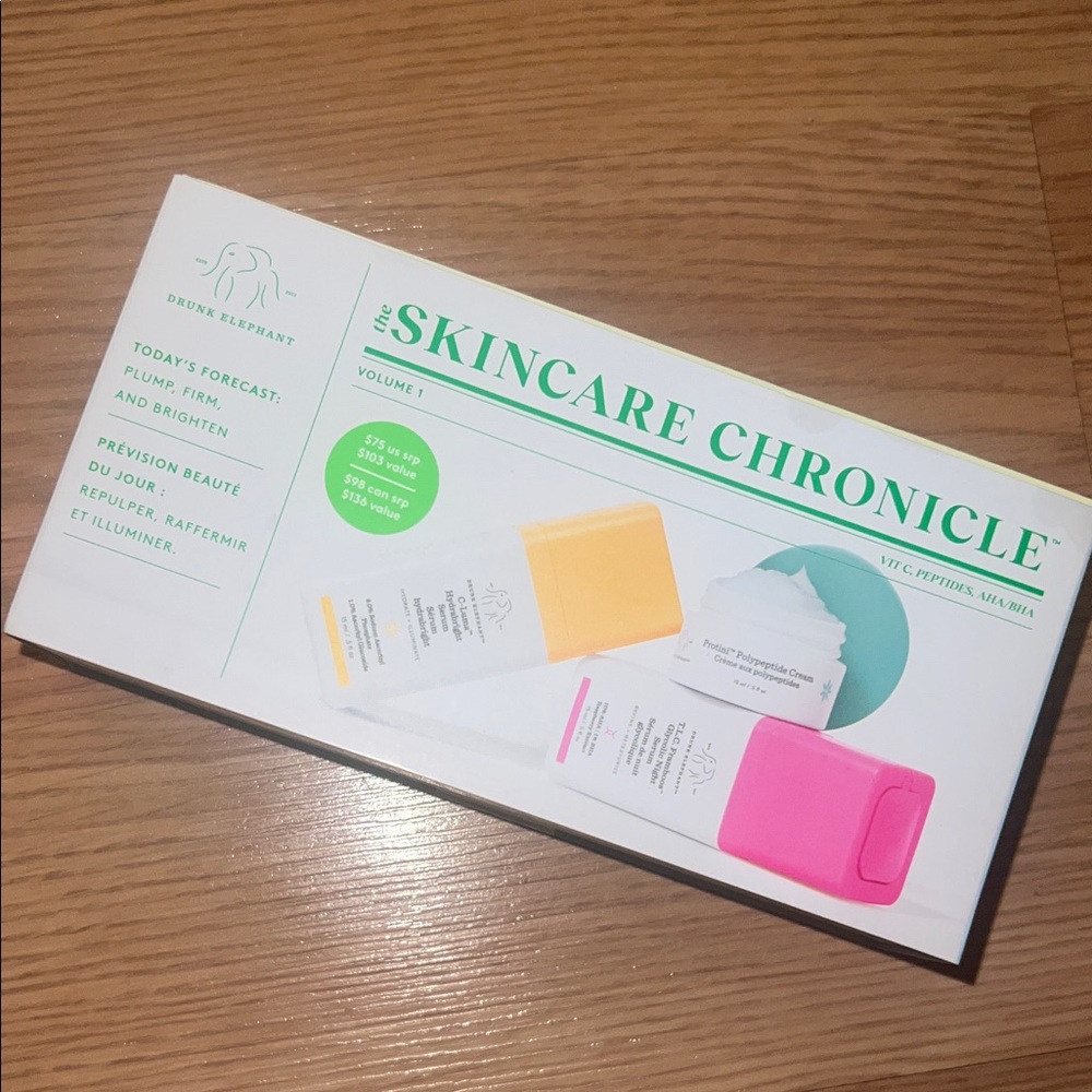 VIRAL🚨NWT Drunk Elephant Skincare Chronicle Set 🚨